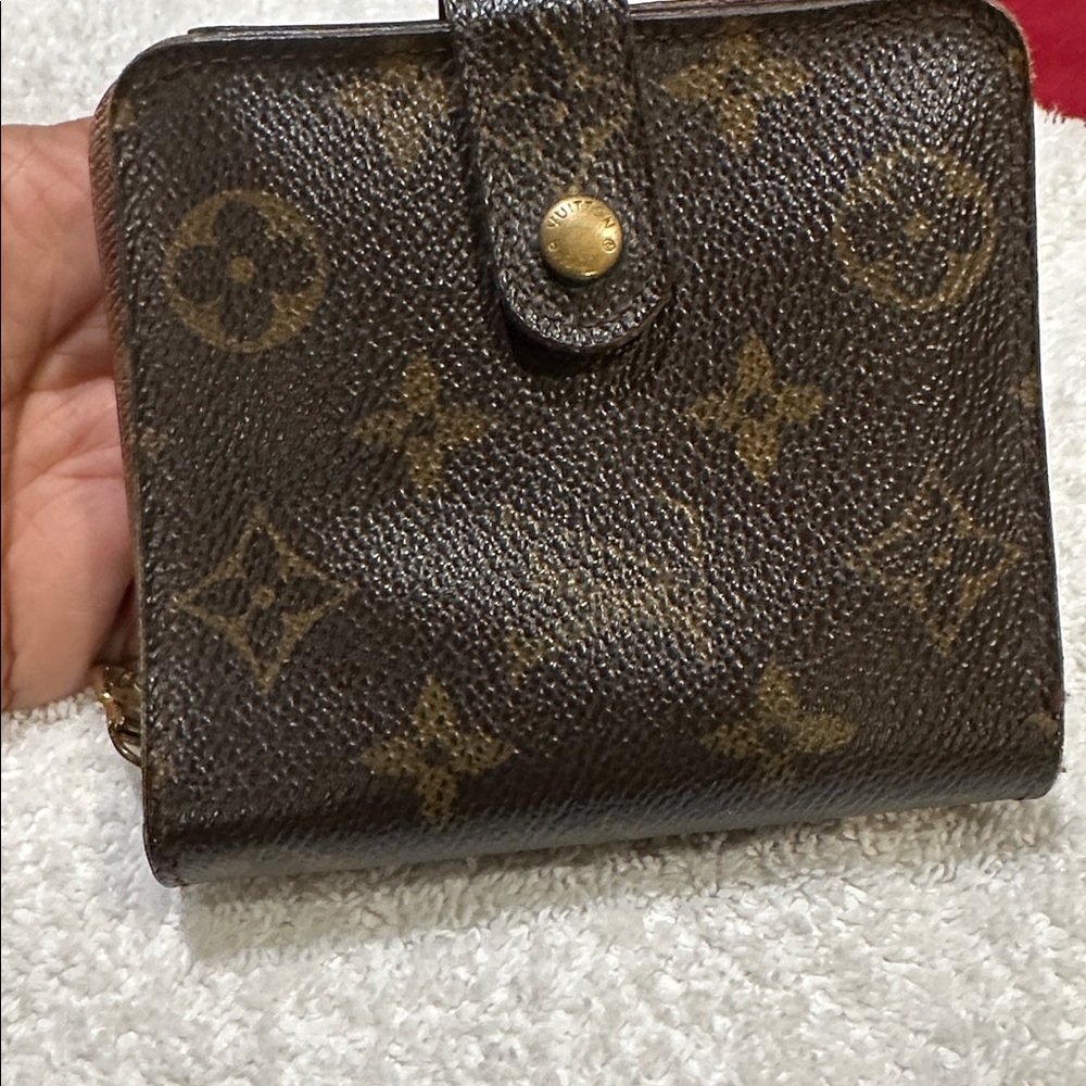 Louis Vuitton Brown Monogram Compact Wallet - Picture 5 of 6